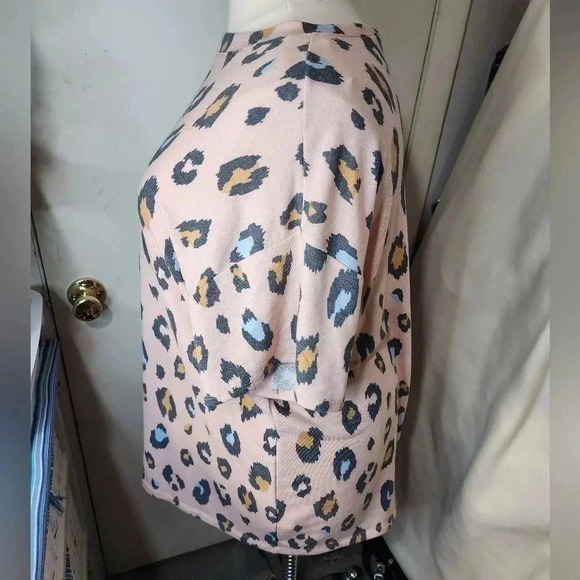 NWT Melissa Leopard Print Short Sleeve Plus Size 3XL Top - Picture 2 of 8